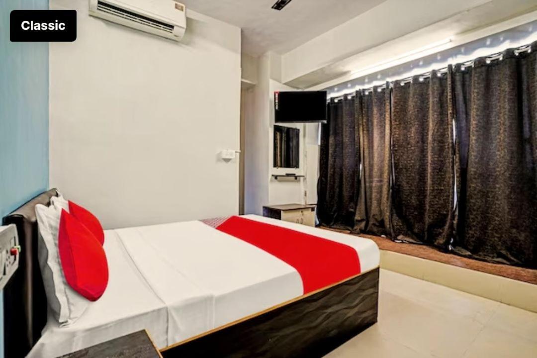 Hotel Welcome, Vip Road Vesu Surat Dış mekan fotoğraf