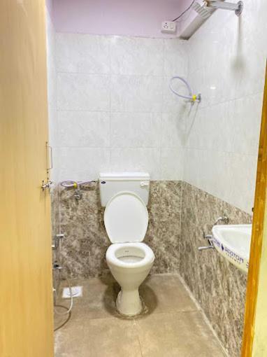 Hotel Welcome, Vip Road Vesu Surat Dış mekan fotoğraf